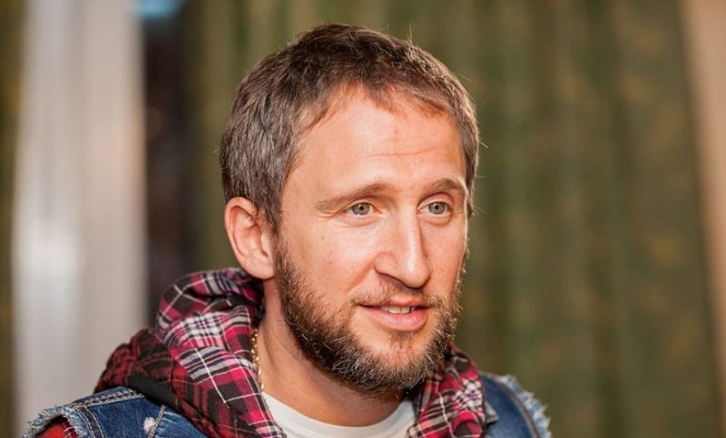 "Меня поддержал только старший сын": Оскар Кучера рассказал о переезде и реакции семьи