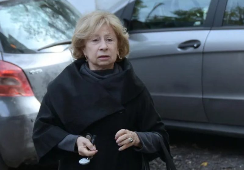 "Рыдаю горькими слезами": актриса Лия Ахеджакова рассказала причину своего горя
