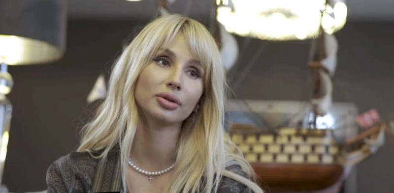 "Переезд, позор, опухшее лицо и пропажа бровей": Светлана Лобода поразила фанатов