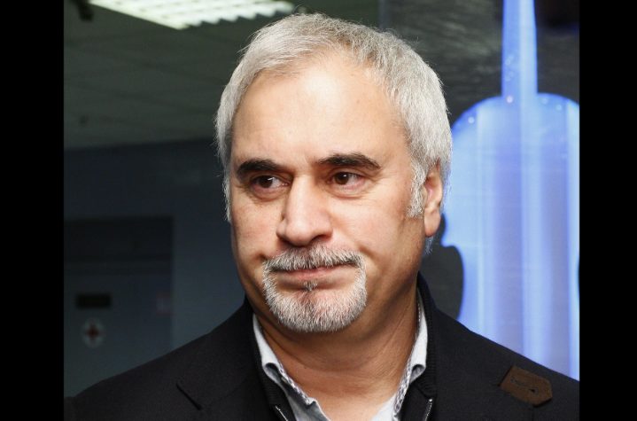 Валерию Меладзе предъявили иск на крупную сумму за отмену концертов в России