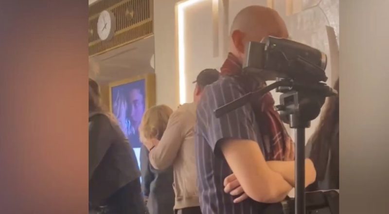Прячутся от прессы, но обнимаются на публике: снимки Виторгана и Нинидзе