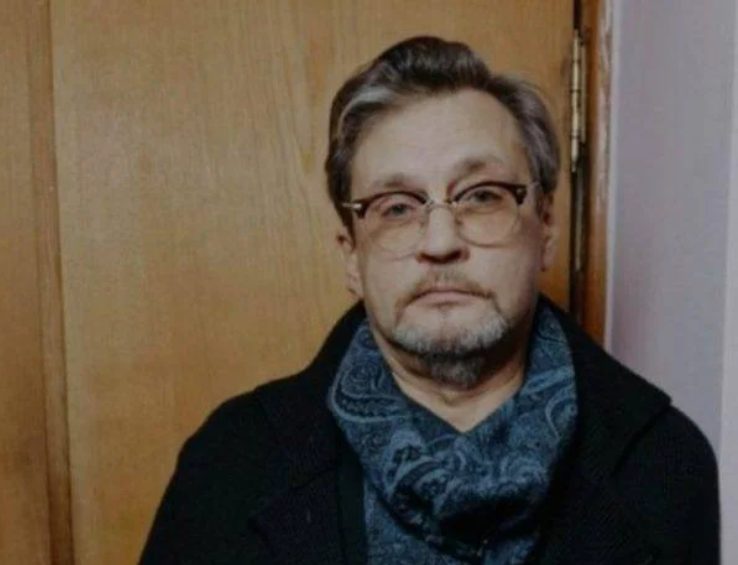 "Совсем запустил себя и потерялся, не узнать его": Домогаров с сединой удивил фанатов внешним обликом