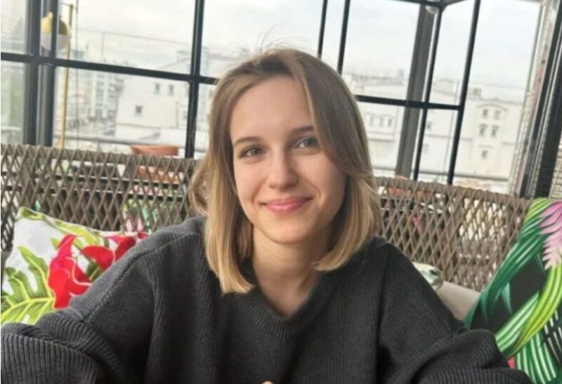 "Все больше стала похожей на мать": Екатерина Климова показала снимки повзрослевшей девочки